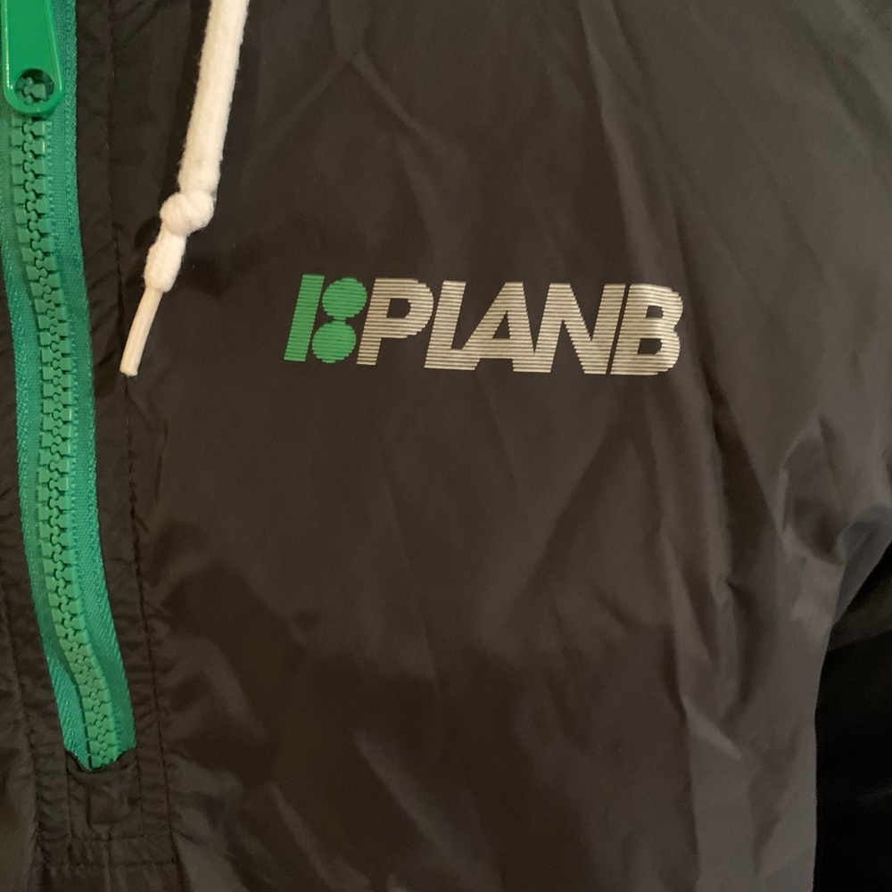 Plan B windbreaker - Picture 3 of 4